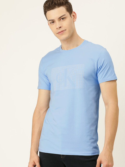 

Calvin Klein Jeans Men Blue Solid Round Neck T-shirt With Printed Detailing