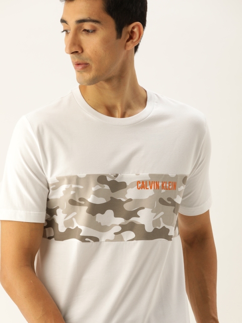 

Calvin Klein Jeans Men White Camouflage Printed Round Neck T-shirt