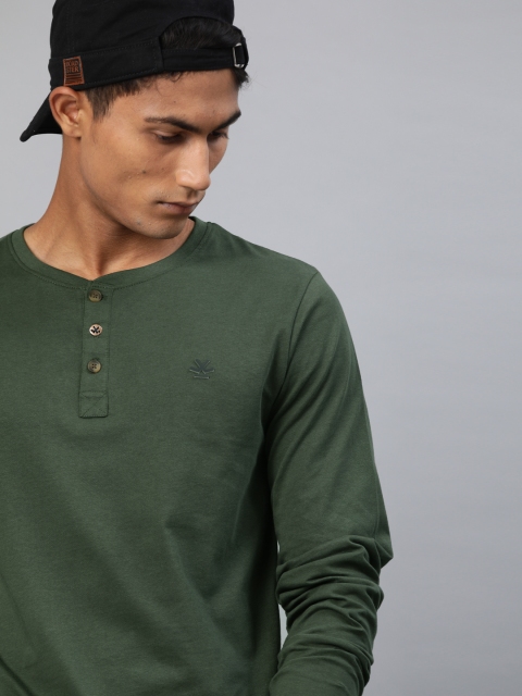 

WROGN Men Olive Green Solid Slim Fit Henley Neck T-shirt