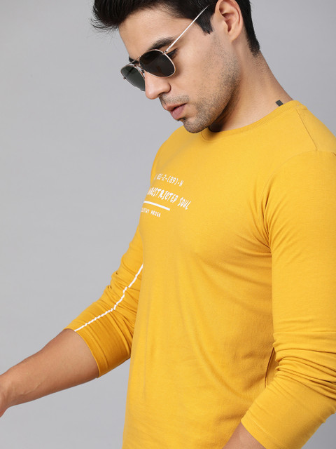 

WROGN Men Yellow Printed Round Neck T-shirt