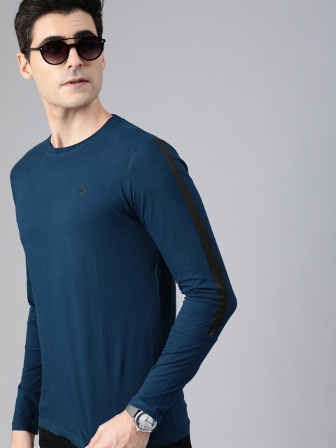 

WROGN Men Teal Blue Solid Slim Fit Round Neck T-shirt