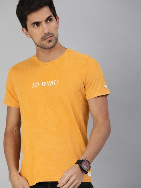 

WROGN Men Mustard Yellow Printed Slim Fit Round Neck Pure Cotton T-shirt