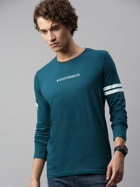 

WROGN Men Teal Blue Solid Slim Fit Round Neck T-shirt with Print Detail