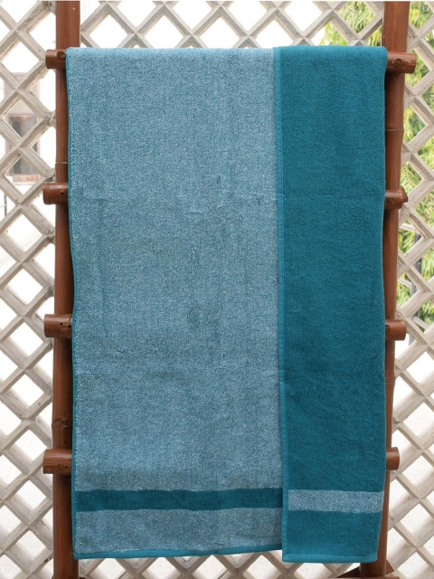 

AVI Living Unisex Teal Blue Solid 500 GSM Bath Towel