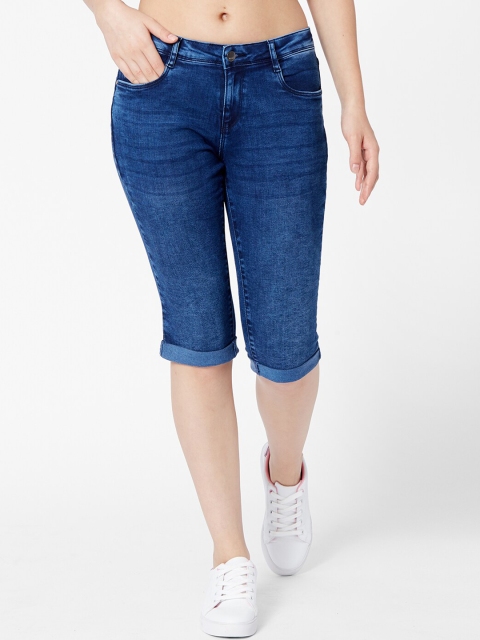 

Kraus Jeans Women Blue Solid Skinny Fit Denim Pedal Pusher Capris