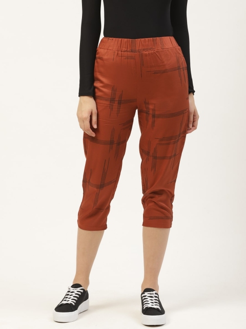 

PIRKO Women Rust Brown Twill Printed Slim Fit Capris