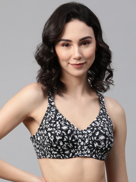 

Marks & Spencer Black & White Printed Under-Wired Non Padded Everyday Bra T335801