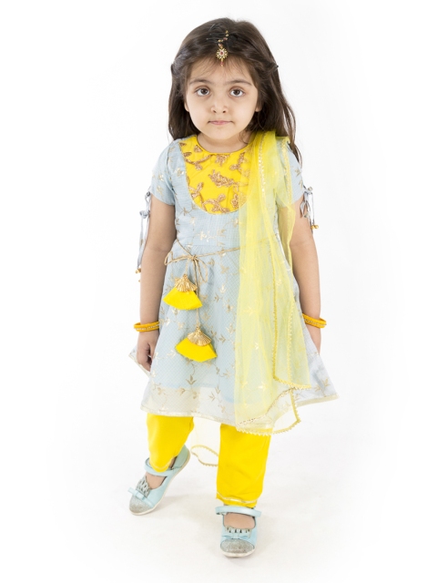 

pspeaches Girls Blue & Yellow Foil Print Handloom Kota Kurta with Trousers & Dupatta