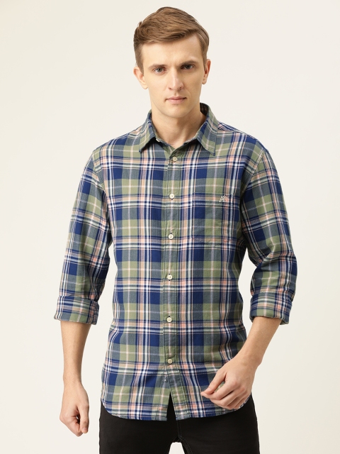 

Aeropostale Men Sea Green & Navy Blue Regular Fit Checked Casual Shirt