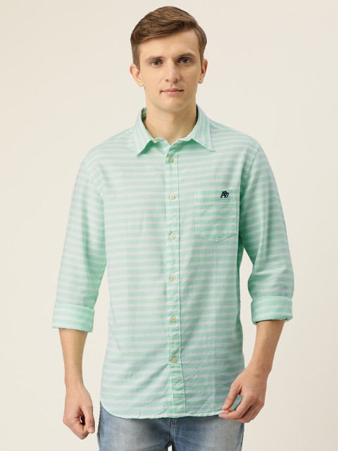 

Aeropostale Men Green & White Regular Fit Striped Casual Shirt