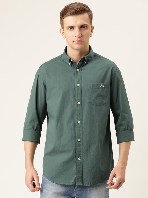 

Aeropostale Men Green Regular Fit Solid Casual Shirt