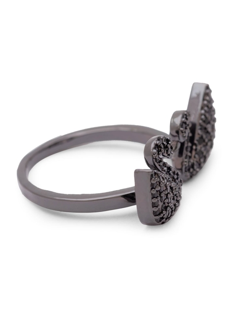 

Globus Black CZ-Studded Swan-Shaped Adjustable Finger Ring
