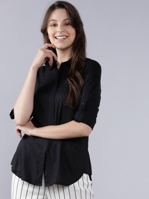 

Tokyo Talkies Women Black Regular Fit Solid Casual Shirt