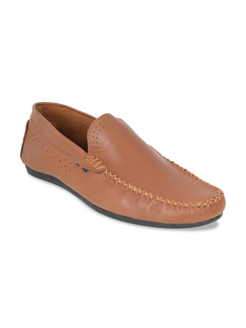 

Buckaroo Men Tan Brown Solid Leather Loafers