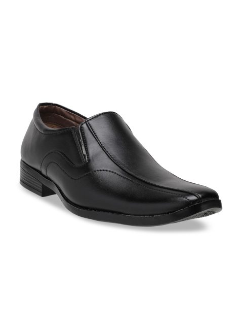 

Respiro Men Black Solid Slip-On Sneakers