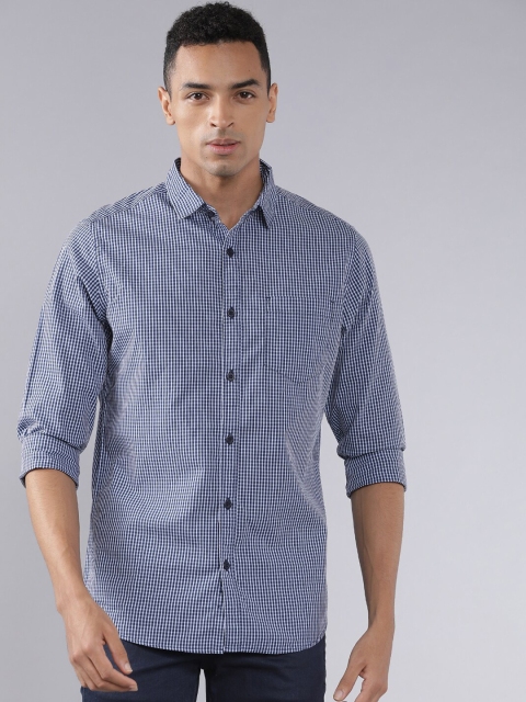 

HIGHLANDER Men Navy Blue & White Slim Fit Checked Casual Shirt