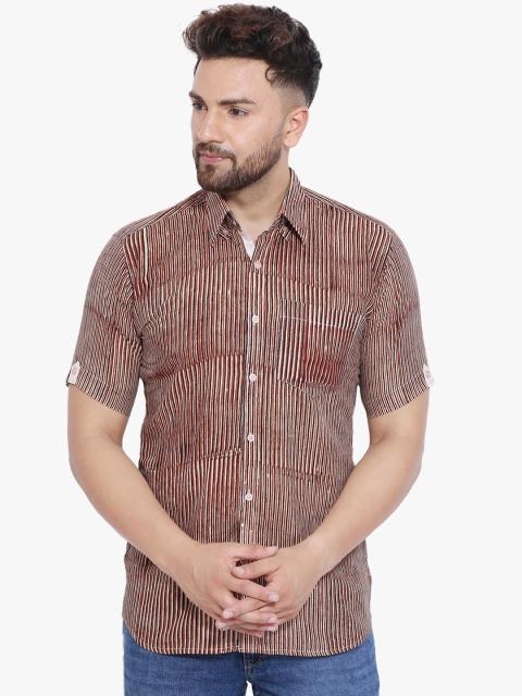 

Wintage Men Red Tailored Fit Striped Casual Shirt