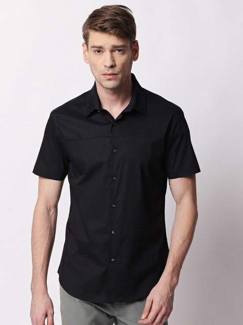 

RARE RABBIT Men Black Tailored Fit Solid Casual Shirt