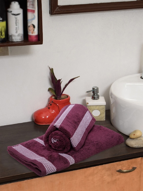 

SPACES Unisex Set Of 2 Burgundy & White Solid Hygro 600GSM Small Hand Towels