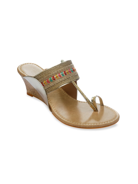 

TRENDS & TRADES Women Brown Embellished Wedges