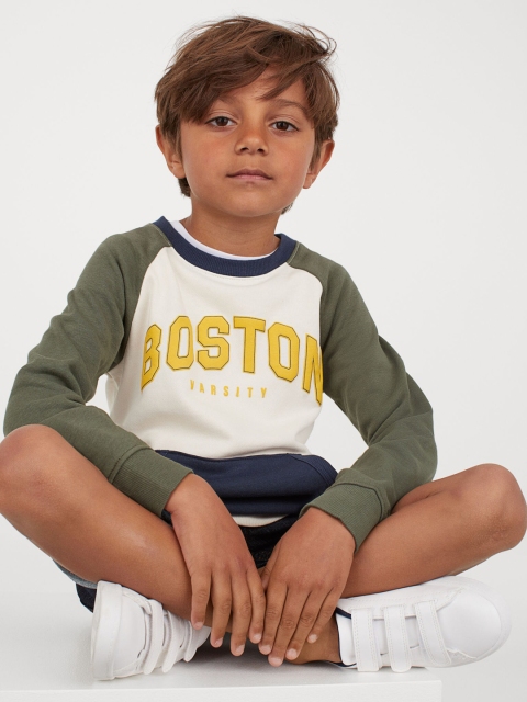 

H&M Boys White & Olive Green Printed Pocketed Sweatshirt