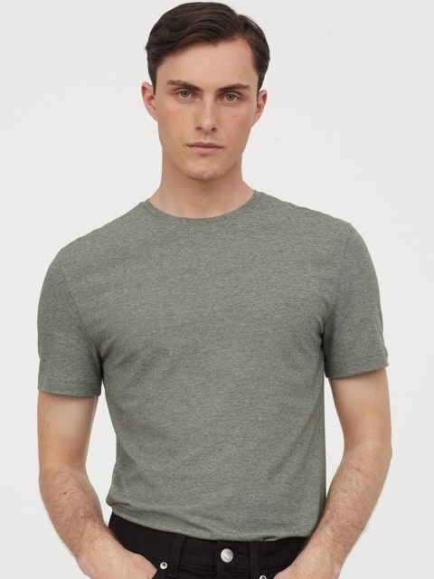 

H&M Men Green Solid Slim Fit Round-Necked T-shirt