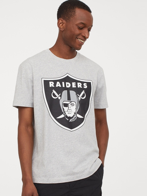 

H&M Men Grey Printed T-shirt