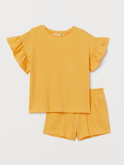 

H&M Girls Yellow Solid Organic Cotton Crinkled Set