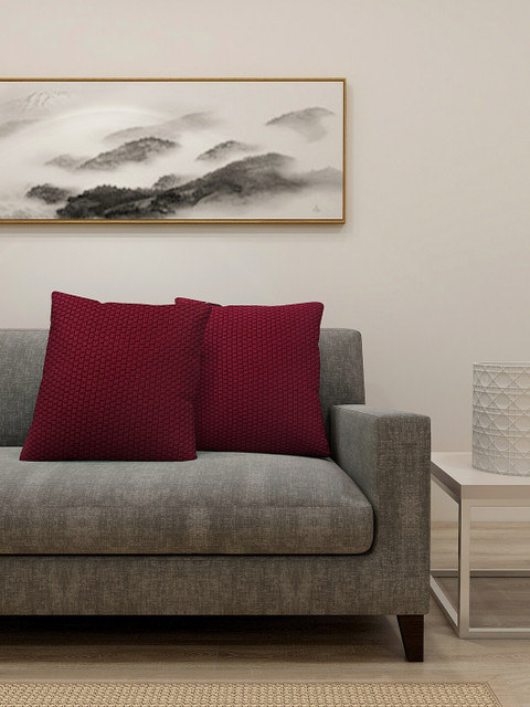 

KLOTTHE Set Of 2 Maroon Self-Design Square Cushions