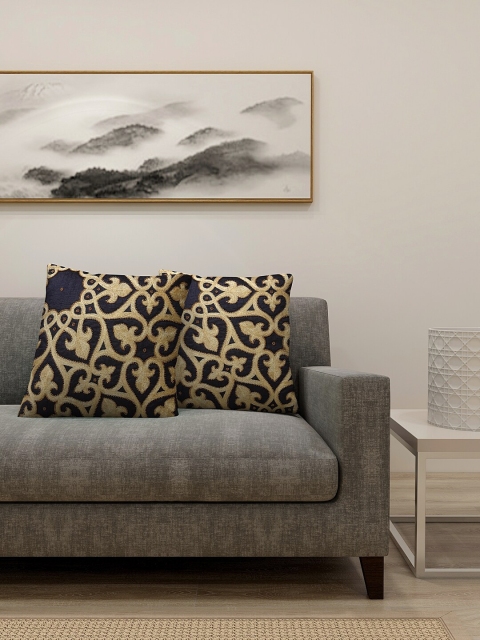 

KLOTTHE Set Of 2 Black & Gold-Toned Embroidered Square Cushions