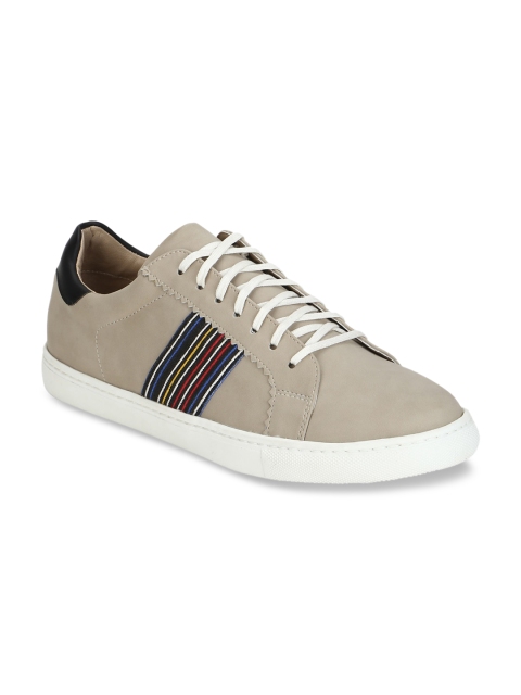 

Aditi Wasan Men Cream-Coloured Vegan Leather Sneakers