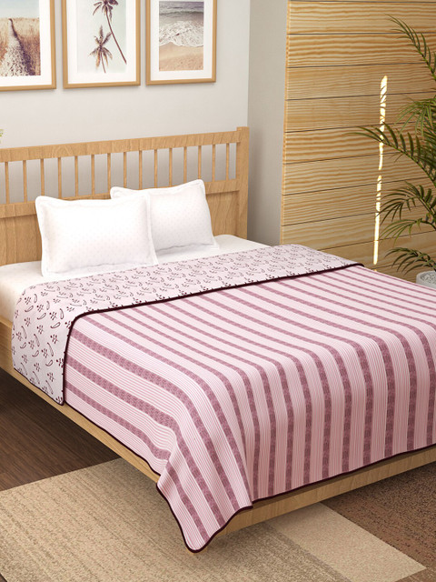 

Story@home Pink & Maroon Floral Mild Winter 210 GSM Double Bed Dohar