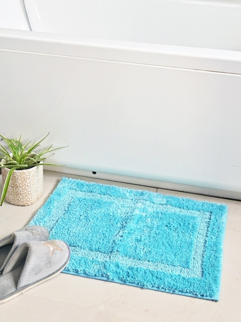 

AVI Living Blue Racetrack Microfiber Anti-Slip Bath Mat