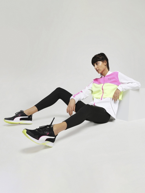 

Puma Women White & Pink Colourblocked DryCELL Run Ultra Sporty Jacket