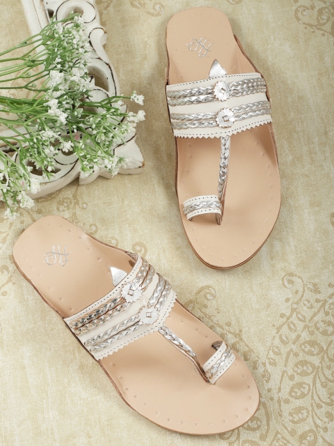 

House of Pataudi Women White & Silver-Toned Braided Handcrafted Leather One Toe Flats