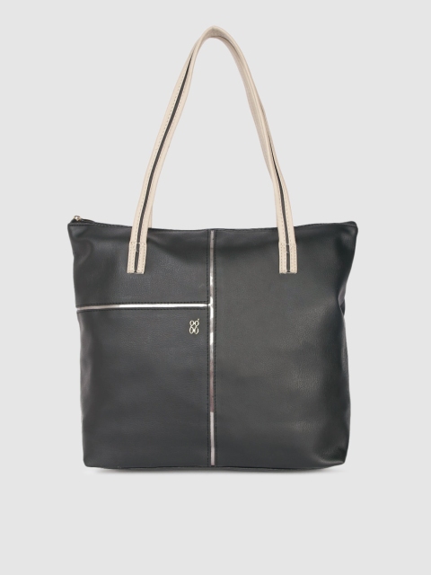 

Baggit Black Solid Shoulder Bag