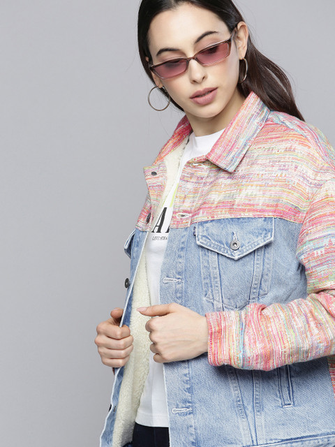 

Levis Women Blue And Pink Colourblocked Made & Crafted Ski Bunny Denim Trucker Jacket
