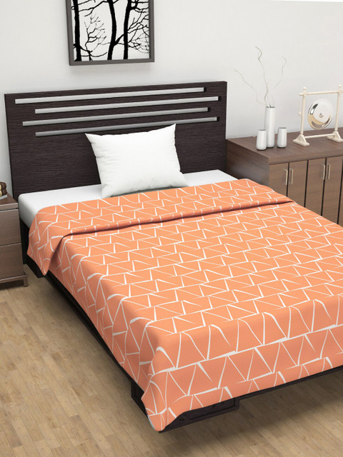 

Divine Casa Orange & White Geometric AC Room 110 GSM Single Bed Dohar