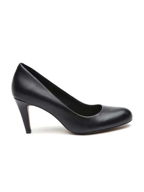 

Clarks Women Black Leather Pumps