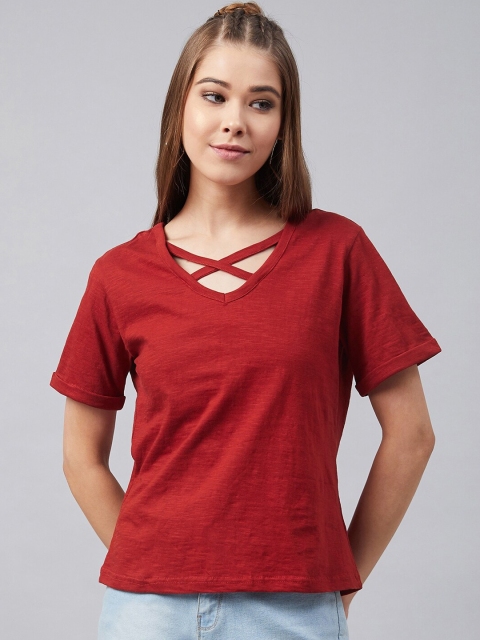 

RARE Women Red Solid V-Neck T-shirt