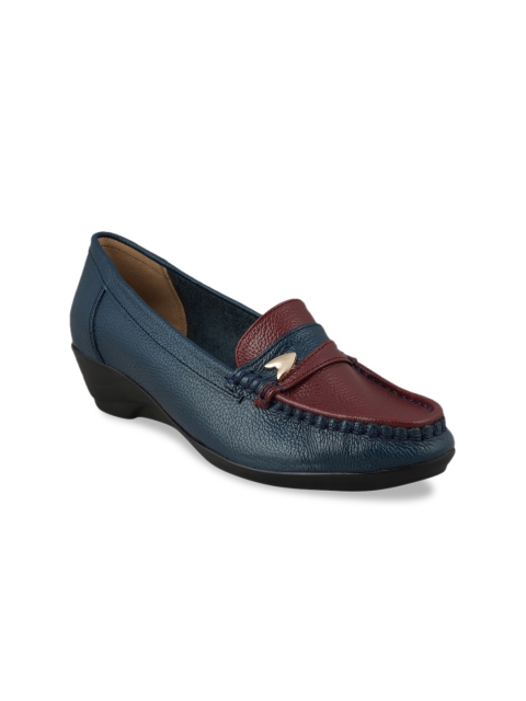 

pelle albero Women Maroon & Navy Blue Colourblocked Leather Heeled Loafers