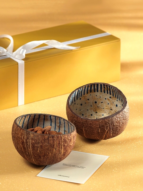 

ellementry Set of 2 Brown Tidbid Nut Bowls