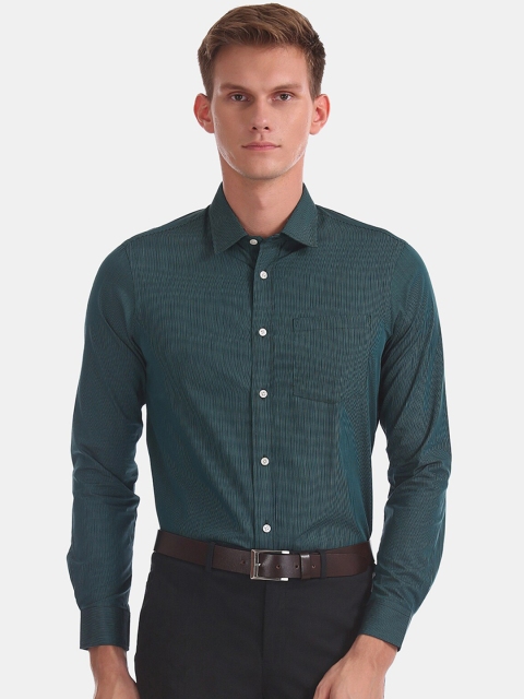 

Arrow Men Green Slim Fit Striped Formal Shirt