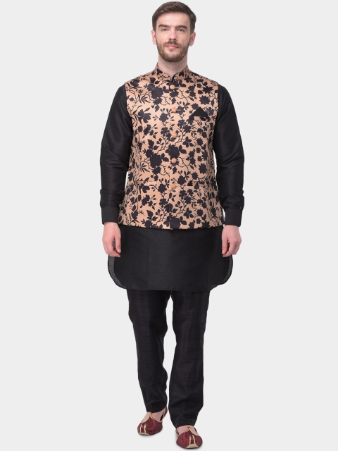 

SG LEMAN Men Black & Peach-Coloured Solid Kurta with Pyjamas