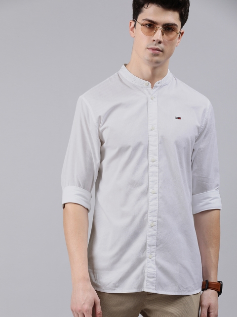 

Tommy Hilfiger Men White Regular Fit Self Design Casual Shirt