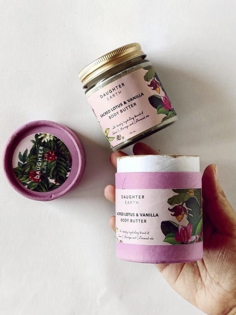 

DAUGHTER EARTH Sacred Lotus & Vanilla Body Butter 130 ml, Off white