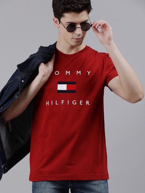 

Tommy Hilfiger Men Red Printed Round Neck T-shirt
