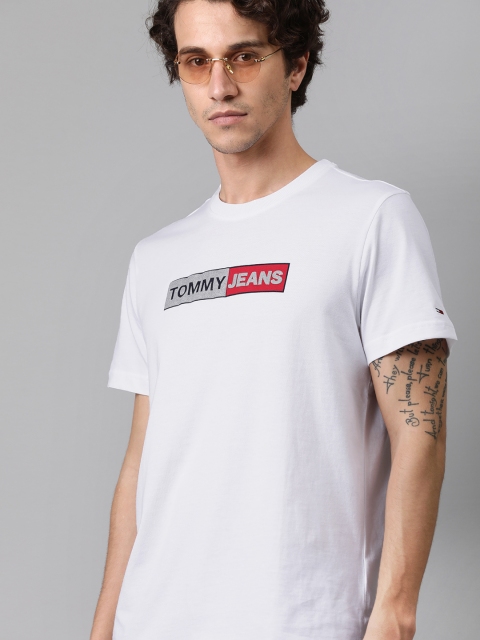 

Tommy Hilfiger Men White Printed Round Neck Pure Cotton T-shirt