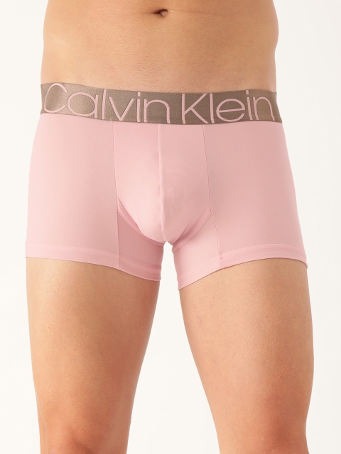 

Calvin Klein Underwear Men Pink Solid Trunks NB25407Z2-7Z2