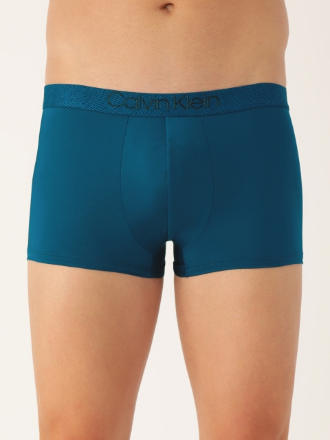 

Calvin Klein Underwear Men Teal Blue Solid Knitted Trunks NB2660DXN-DXN